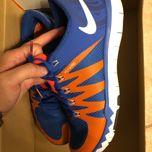 University of Florida Nike’s - Picture 3 of 5